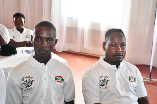 SportAjsb's tweet photo. 2. Le forum va porter aussi sur les règlements-types du statut et de transfert des athlètes, les valeurs olympiques, éthique et fair-play
@cno_burundi
#Forumdesathletesedition2024 https://t.co/RhijLiDa3e