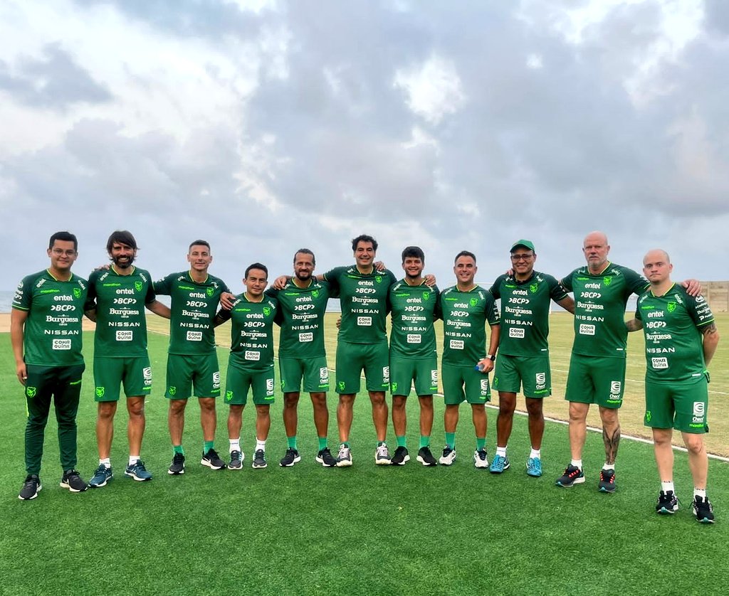 PFAleFoglia's tweet photo. SUDAMERICANO SUB23 (VENEZUELA 2024) 
Edificando, construyendo, Creciendo: TRABAJANDO 🇧🇴⚽
#BOLIVIACRECE https://t.co/rSBqVEb3nZ