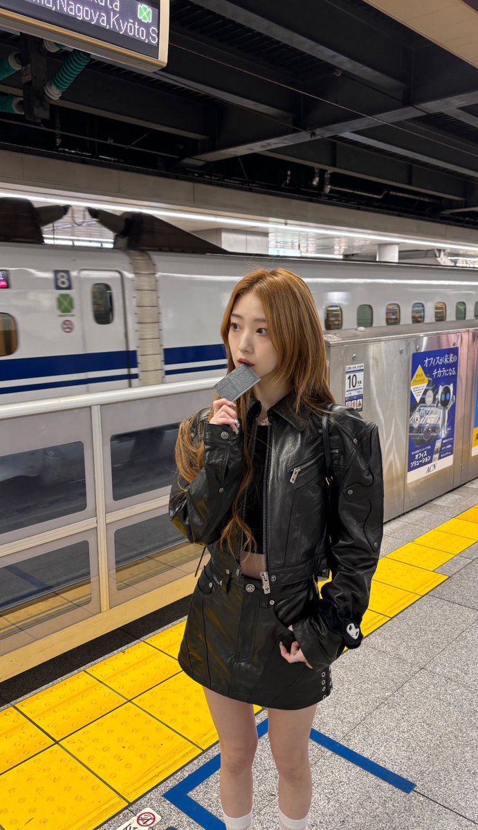 Evelyn (@blueberriess_x) on Twitter photo 