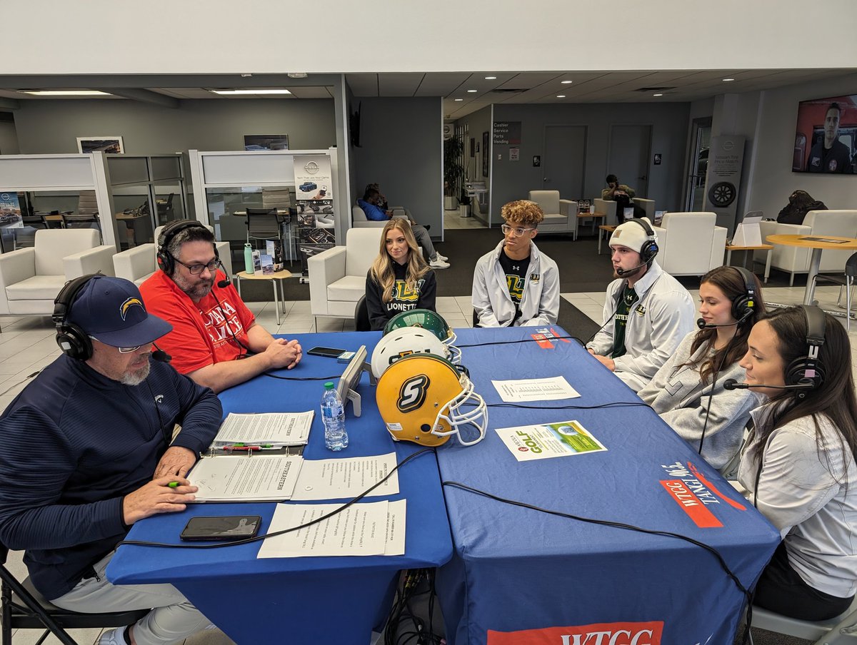 Southeastern Saturday gets under way as we're joined by members of the National Champion <a href="/LionUpCheer/">Southeastern Cheer</a> team <a href="/LionUpAthletics/">Southeastern Athletics</a> #LionUp