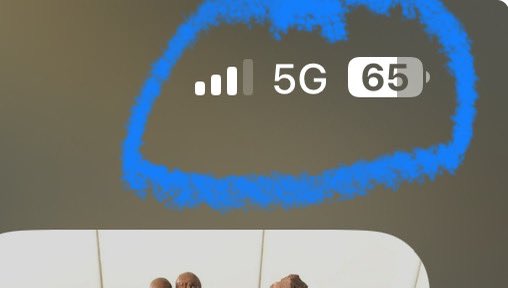 19Stretch66's tweet photo. @VodafoneUK ought this imply that I should have internal coverage with 5G. I’m in central London and literally no coverage! I don’t know what you’re doing but over the last 3-4 months your coverage has been awful. Time to shop around, I think. https://t.co/pFGnJMaOap