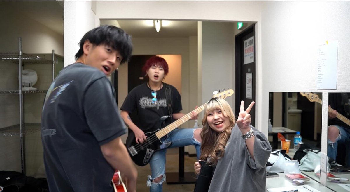 AllofSaturdays's tweet photo. 24/2/2
AN:crown pre.
GOOD  LOUDNES Vol.1
今池glow最高でした！！ありがとう！ https://t.co/jL6El5ZUvv