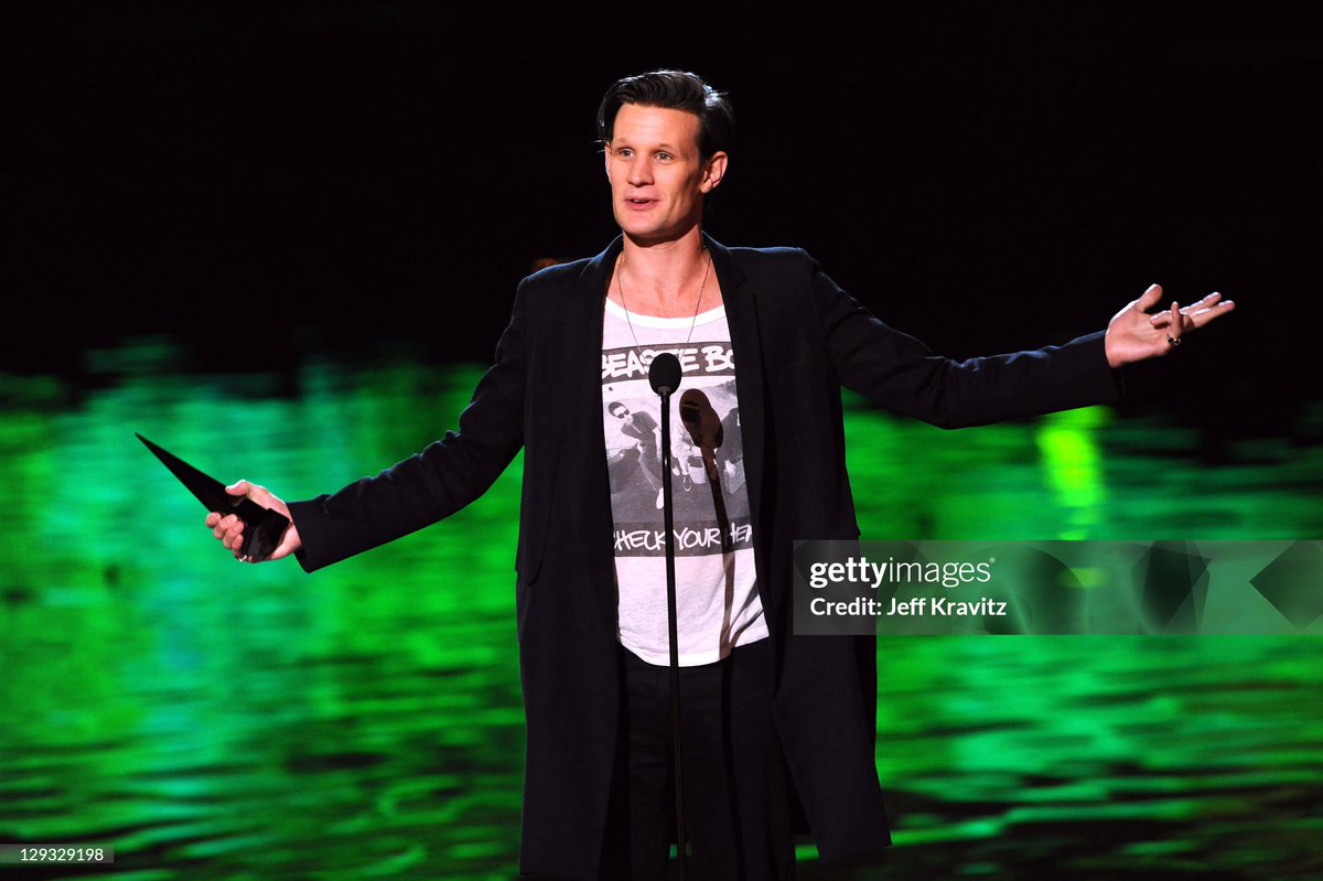 nannarkin's tweet photo. #MattSmith accepts the Best Sci-Fi Actor award at the 2011 #ScreamAwards (Oct.15, 2011, LA) #DoctorWho https://t.co/Hbp0yqhvGz