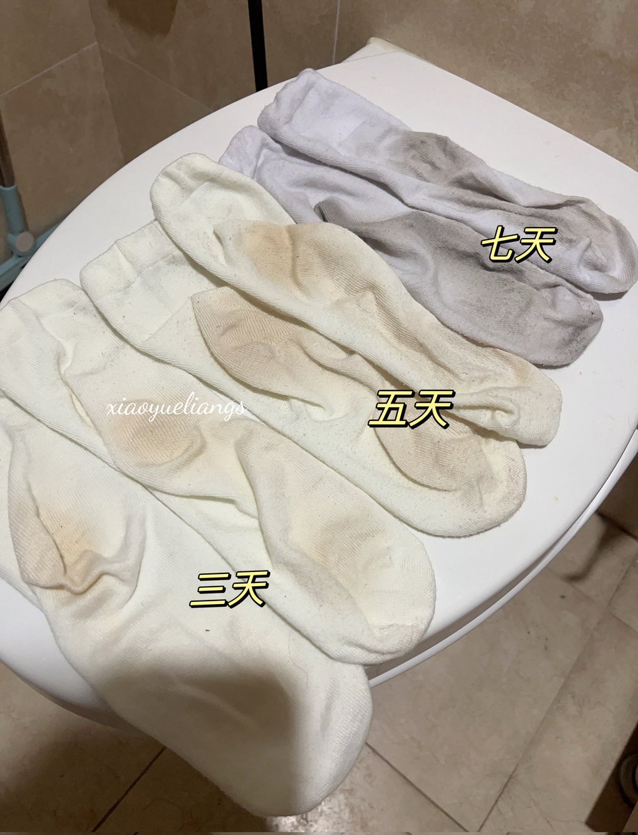 xiaoyueliangs's tweet photo. 棉袜天数对照表~

#原味 #原味袜子 #原味棉袜 #重口 #重口棉袜 https://t.co/z2q27xJk4t