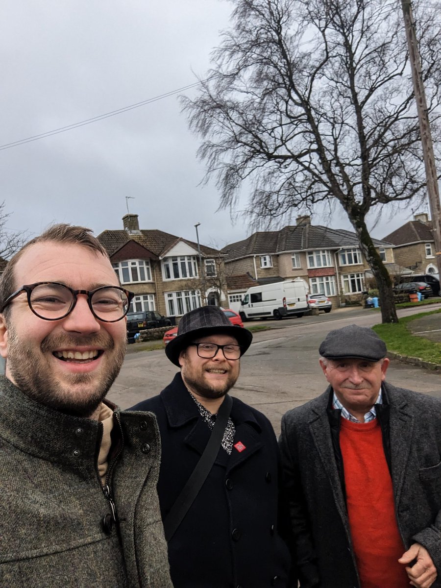 Double door knocking sessions today speaking to the residents across Rodbourne Cheney and Haydon Wick🌹