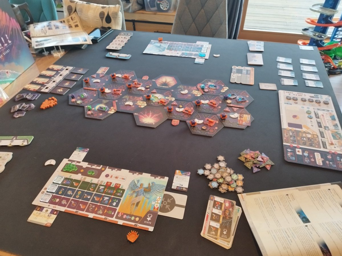 Magic_Soup's tweet photo. Mise en place de voidfall en une heure et demi XD. Je sens que cela va être long... https://t.co/AzQAqS4mjF