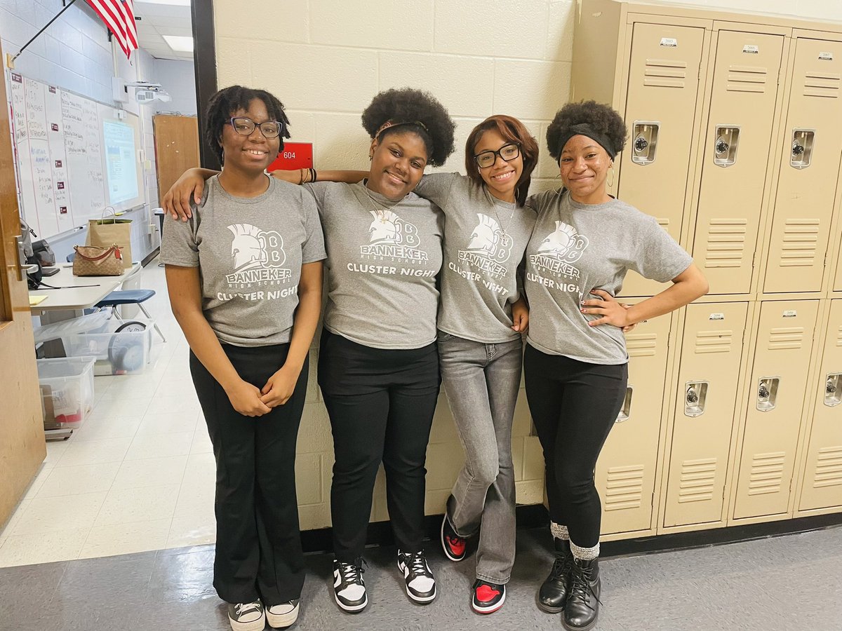 DrSharonLSmith's tweet photo. 2024 FCS Regional Science &amp; Engineering Fair in the books. So excited to implement and support the first Research Methods Magnet course at 3DE B-STEM that allows these scholars to showcase their science project at Tricities #BSTEM #Banneker #Trojans #ResearchMethods https://t.co/I93MUaaX8g