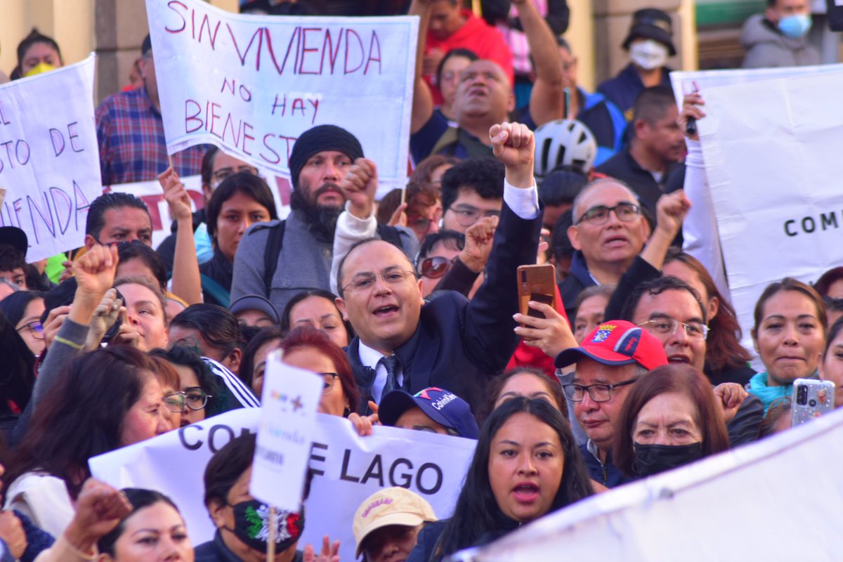 Agradezco la confianza y el gran respaldo de la gente de #Coyoacán que opinó a favor de mi persona en la encuesta de nuestro movimiento.
Donde me corresponda trabajaré para q <a href="/Claudiashein/">Claudia Sheinbaum Pardo</a> y <a href="/ClaraBrugadaM/">Clara Brugada Molina</a> consoliden la transformación. Felicito a <a href="/hdelamadrid/">Hannah de Lamadrid</a> por su designación.