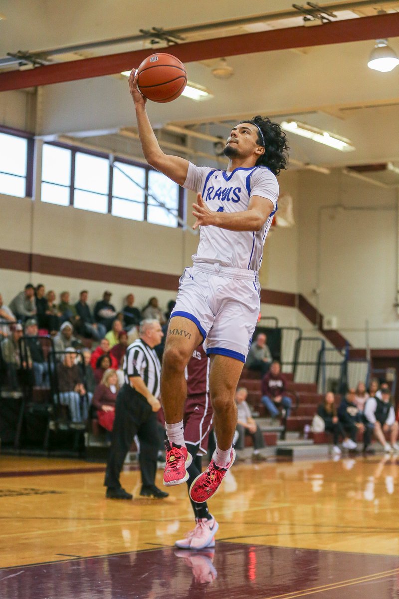 sedeutsch's tweet photo. Photos from the HHS Boys Varsity Basketball vs. Wildwood away game on 1/6. This was a tough game for us both mentally and physically and we unfortunately lost 53-37 🏀 https://t.co/sotMCrlLR2 @HightstownHoops @Hightstown_Rams https://t.co/JDHzRJ75gm