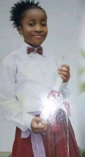 violapandress's tweet photo. 😂 https://t.co/vM8fMlC5Ue