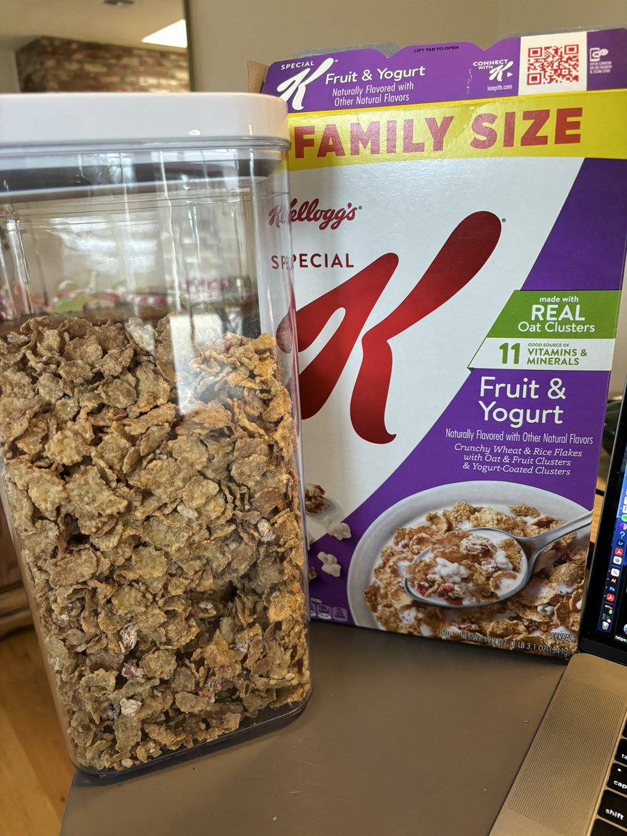dmoon85's tweet photo. Meltdown City  in this house @KelloggsUS . All my kids wanted this morning was their yogurt ball cereal and this box has no yogurt balls #WTH?! https://t.co/WRX8uVzSCb