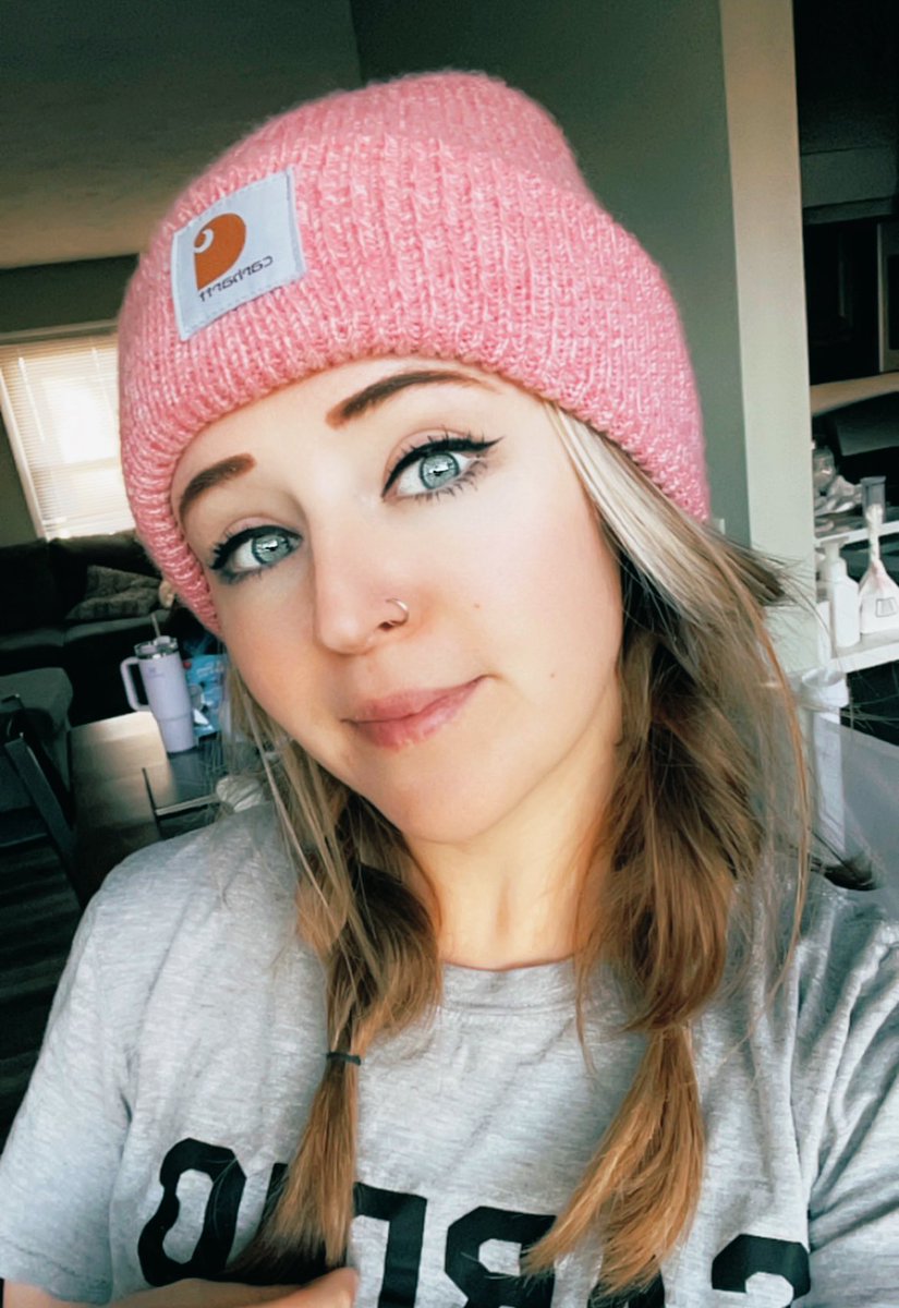Patienc19117832's tweet photo. Been out of the selfie game for too long https://t.co/cjPIIQAoAz