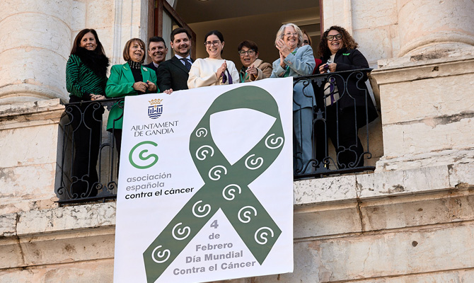 ZonaSafor's tweet photo. 💪🌍 Gandia se une a la lucha contra el cáncer en el Día Mundial de la Concientización 🎗️💙
Puedes leer más en: https://t.co/QaGA5COmck
#GandiaAlDía
#EsTendencia #03Febr #Hoy Cáncer Karen Minda María Peláe George Harris Marlena #SalvarChiara Chanel Galicia Canserbero https://t.co/z4NmZMyH7q
