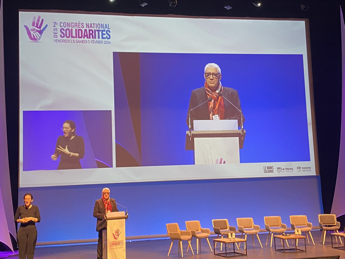 christinetaffo1's tweet photo. Deuxième congrès national des #solidarités #lemans où on a parlé « transversalité » en présence de @SLeFoll, Maire Président de LMM, #PascalBrice, Président de la fédération des Acteurs de la Solidarité, @YvesCalippe, Adjoint, #AnnickBrindeau, Présidente de France Bénévolat. https://t.co/JvbRR2a6P7