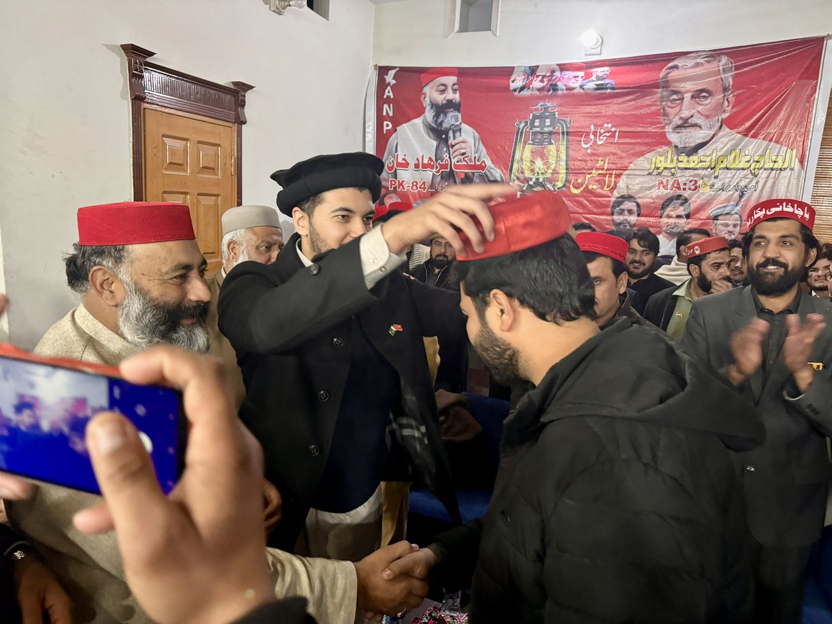AzeemBilour's tweet photo. Shamooliat program in Garhi Qamar Din with @MalikFarhadKhan. Attended on behalf of @GhulamABilour. Welcomed all the newcomers to @ANPMarkaz and their new home. Rarawan de…
#NA32 #PK84 https://t.co/lfDZ40Oytd