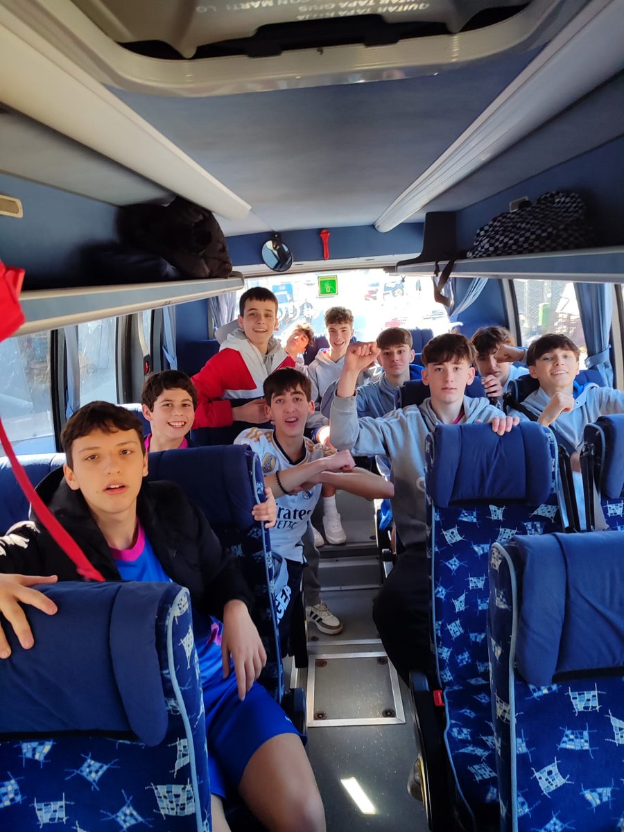 AusevaBasket's tweet photo. El cadete masculino @ausevamaristas de @NachoBlanco17 y #Noé disputó su partido en #CangasdelNarcea
#SomosMaristas #MaristasdeChampagnat #MaristasEstásEnCasa https://t.co/bGQSZwEONS