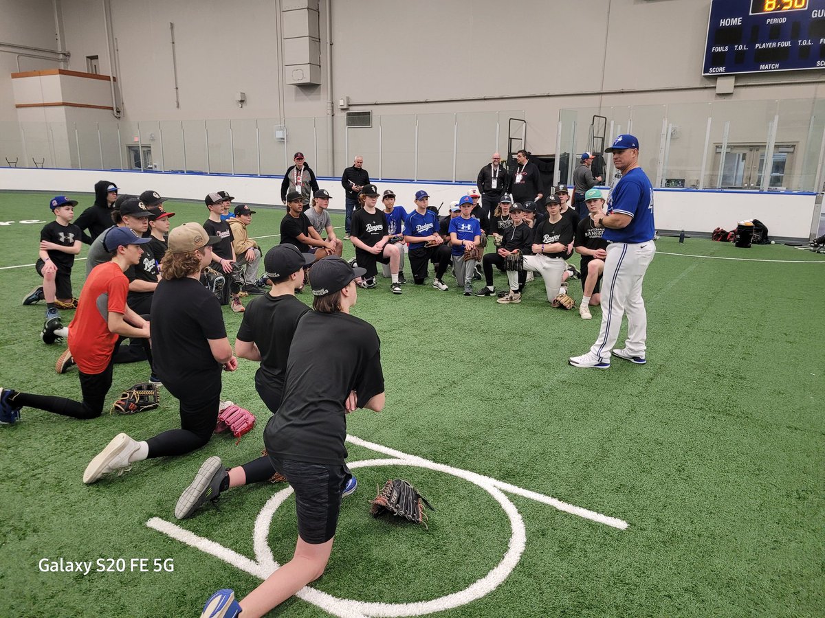 bucket_bc's tweet photo. @bcmbaseball Coaches Conference is underway at the @LangleyEvents with @vancanadians manager @BrentLavallee in attendance @CloverRangers @cloverdalespurs #sittingonabucket https://t.co/k67V6aw4oh