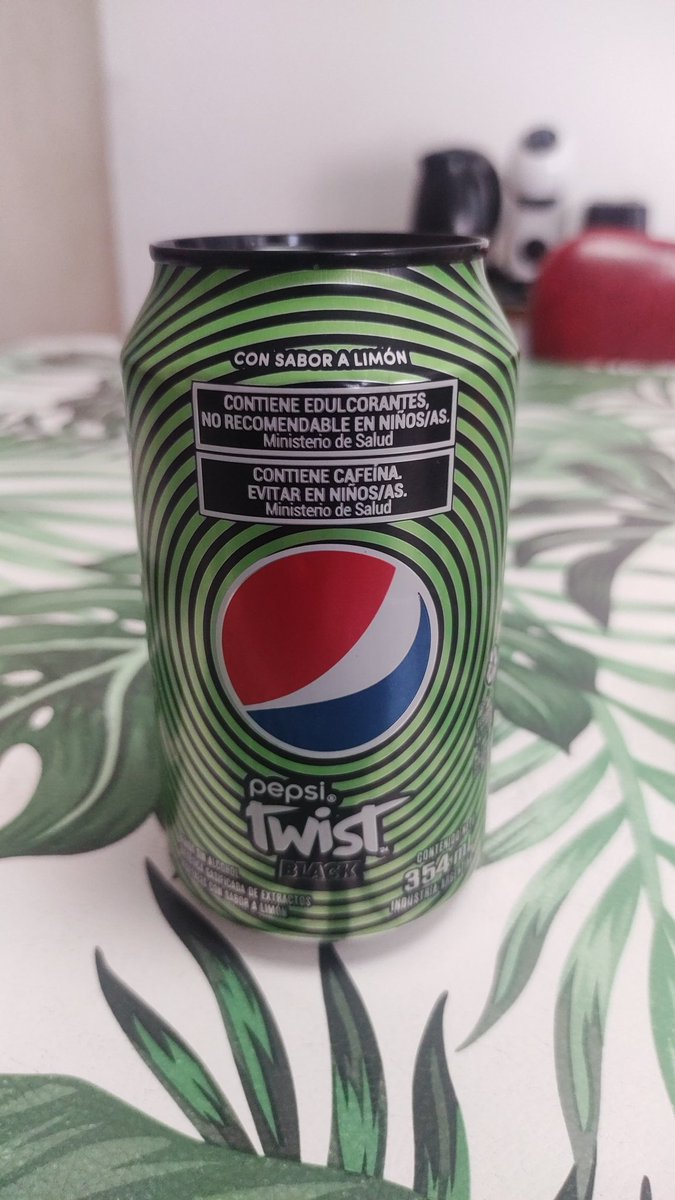 polosaad's tweet photo. Va la Pepsi Twist, vengan de a uno https://t.co/Zq4QRsRiCU