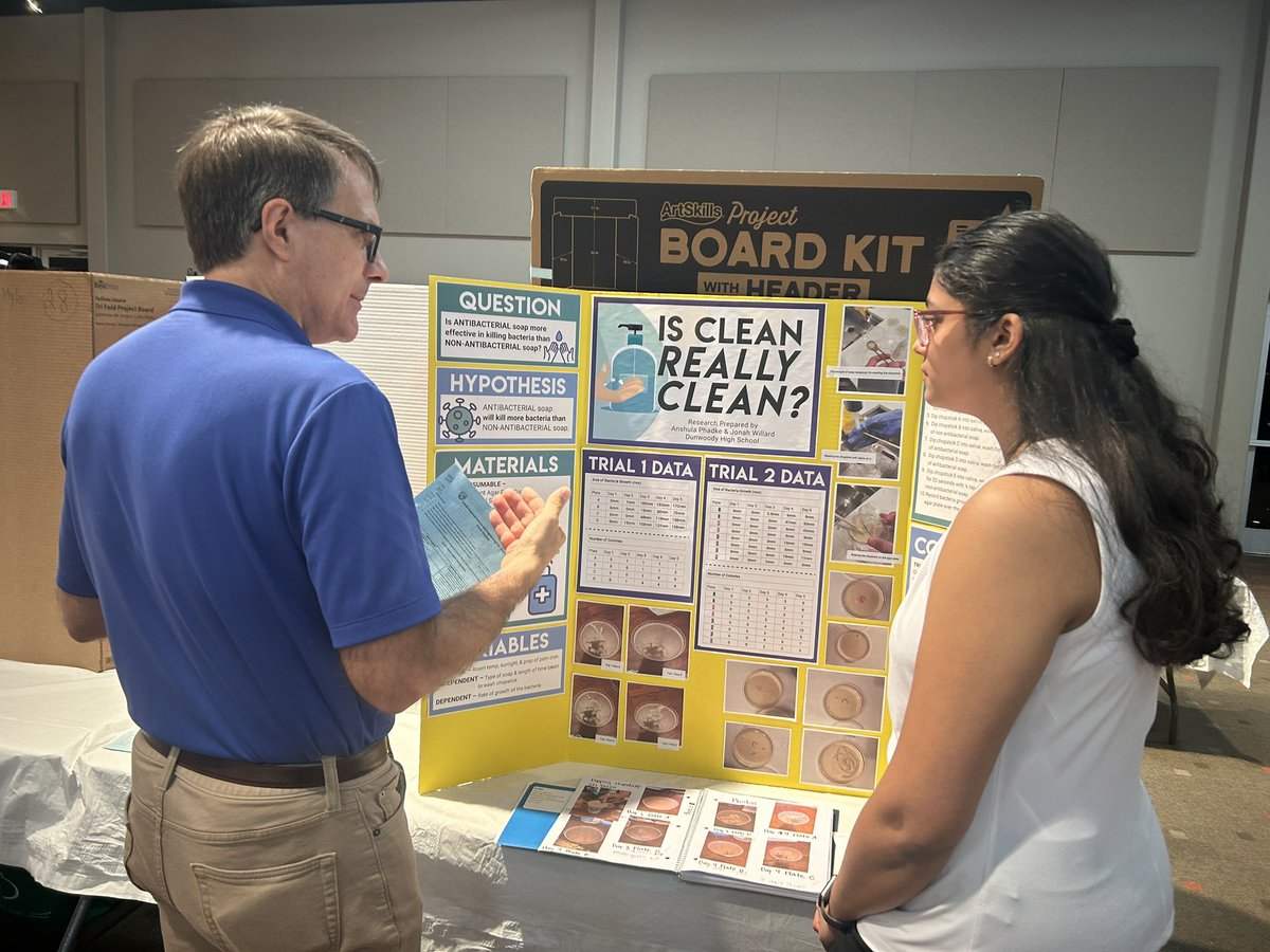 DCSDSTEM's tweet image. @DeKalbSchools @DCSDScience Regional Science Fair is in full swing at the junior and senior divisions today. #sciencefair #engineeringfair