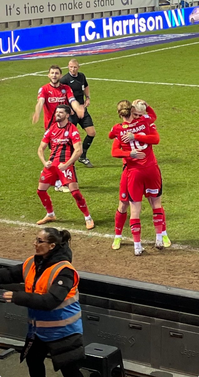 YorkshireSponge tweet media