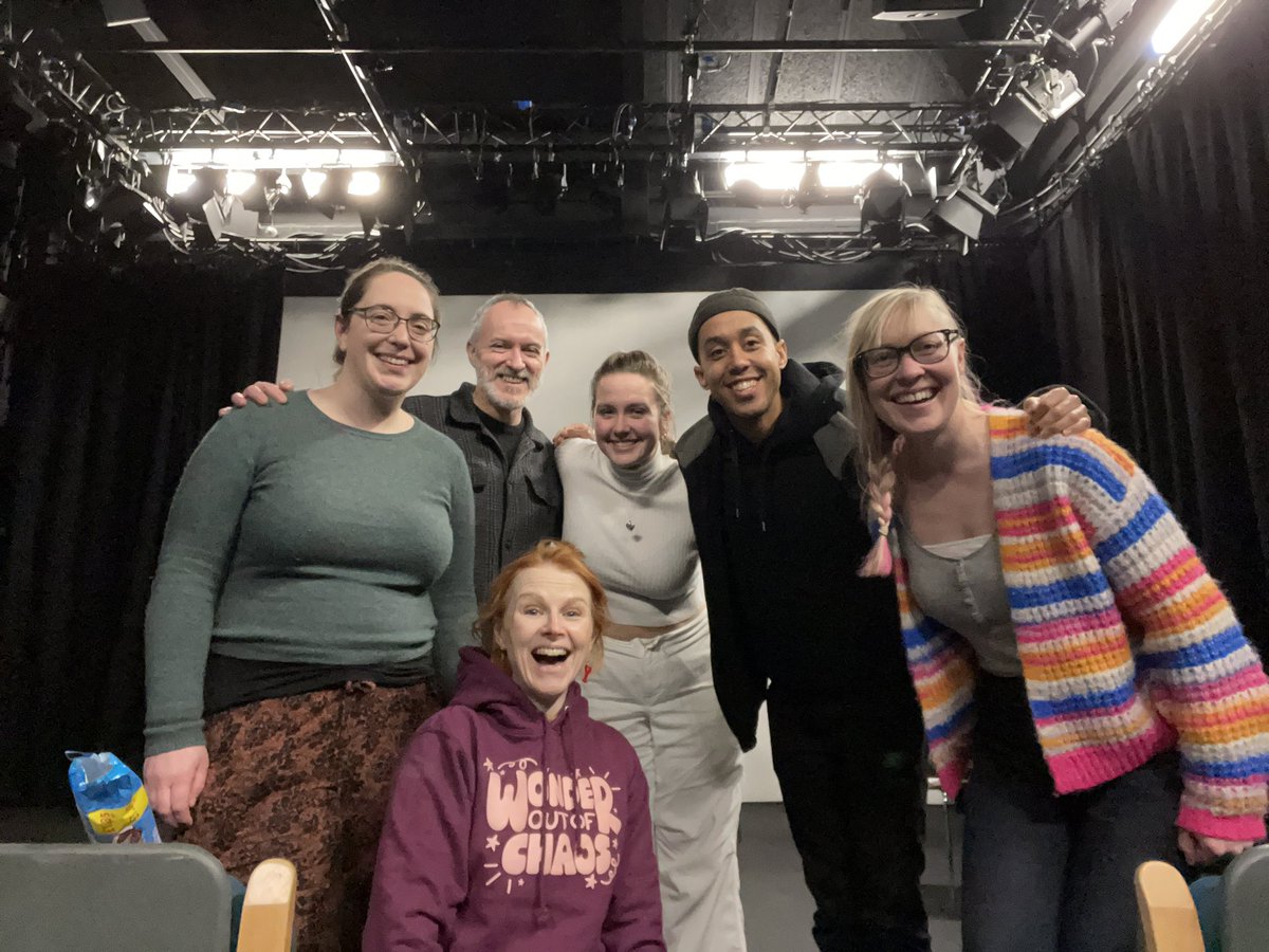 A snap or two from the sharing of my play ‘Mill Girl’ at <a href="/tbtlake/">Theatre by the Lake</a> after a fab R&amp;D week, with the splendid @SanfeyL <a href="/Linford_Johnson/">Linford Johnson</a> @CathyConneff @eireann_devlin and Jack Lord. Plus the brilliant @jenniferballads who helped us delve into the rich world of the broadside ballad!