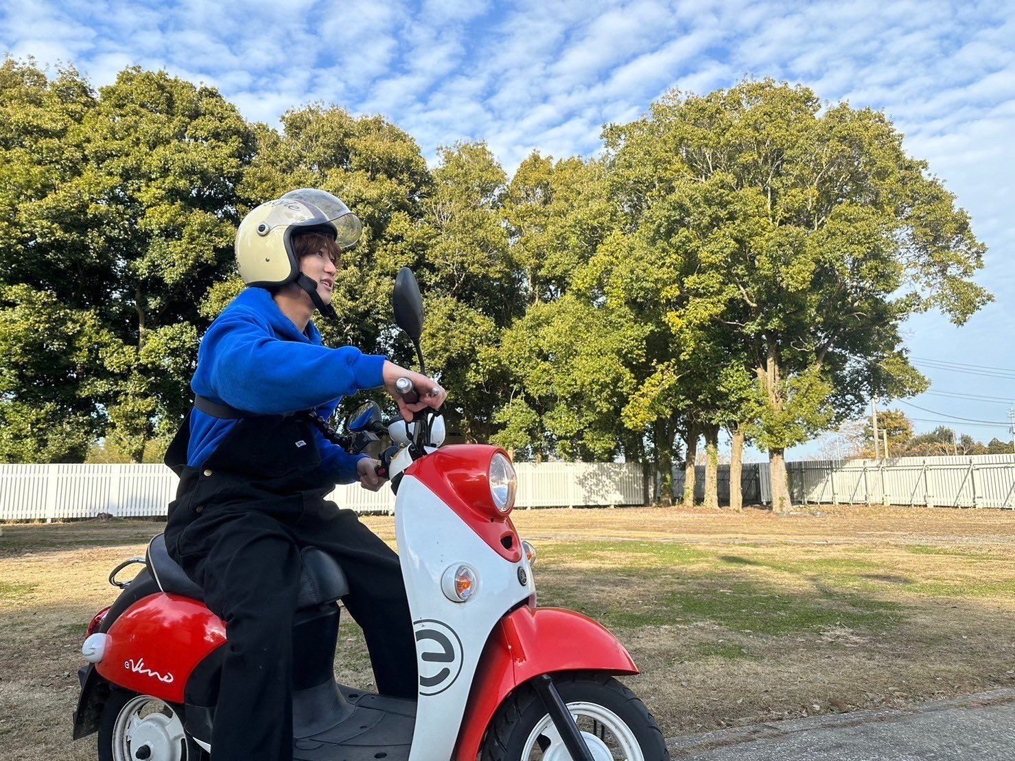 うみ в X: „まさかのバイク。安全運転🛵 楽しそうでむっちゃ