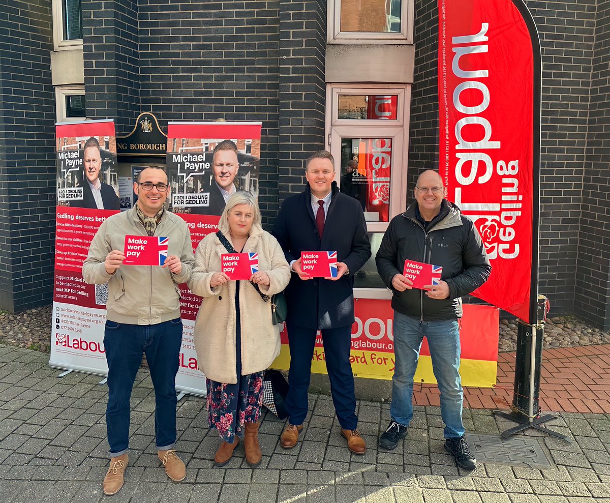 MichaelPayneUK's tweet photo. It’s time for change.

It’s time for to make work pay.

It’s time to turn the page on 14 years of Conservative government failure.

Positive response at our regular Arnold stall this morning.

Labour’s #NewDeal will improve the lives of working people across Gedling and the UK.🌹 https://t.co/OiqpIZL6aW