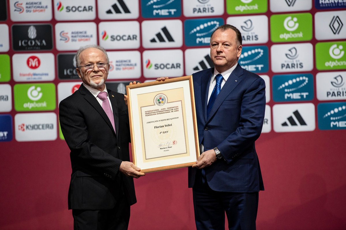En attendant le combat de Margaux, revivez les animations et discours de ce samedi en images. 🎨📸

© France Judo/I.geiger
#ParisGrandSlam2024 #JudoParis #FierdEtreJudoka