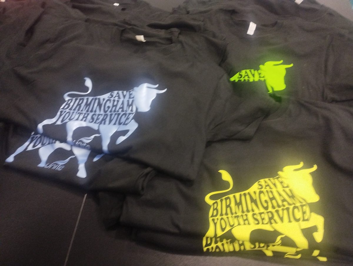Yesterday, we spent time printing tees for our upcoming campaign events

#savebirminghamyouthservice
#Birmingham #birminghamcitycouncil
#youthwork #youngpeople #YouthEmpowerment