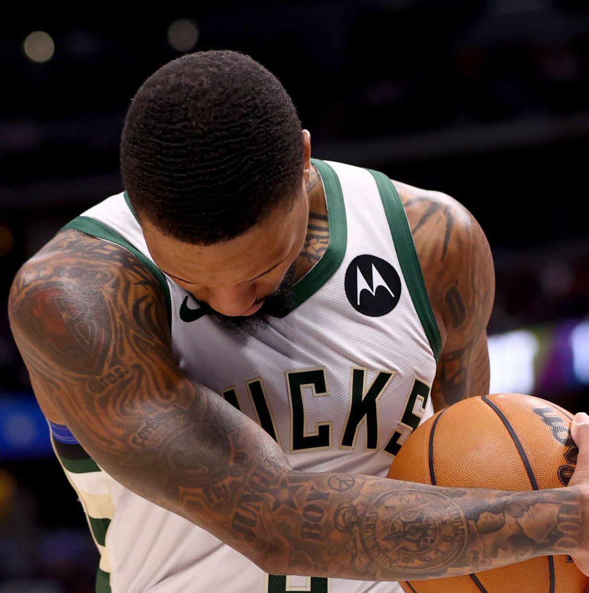 TheDunkCentral's tweet image. Damian Lillard reveals that he has a lot on his mind

“People say, ‘When I hoop I ain’t thinking about nothing,' but I’m not 21. I got three kids. I’m tight with my family and I’m going through a divorce.”

(Via yhoo.it/3HIXyt9)