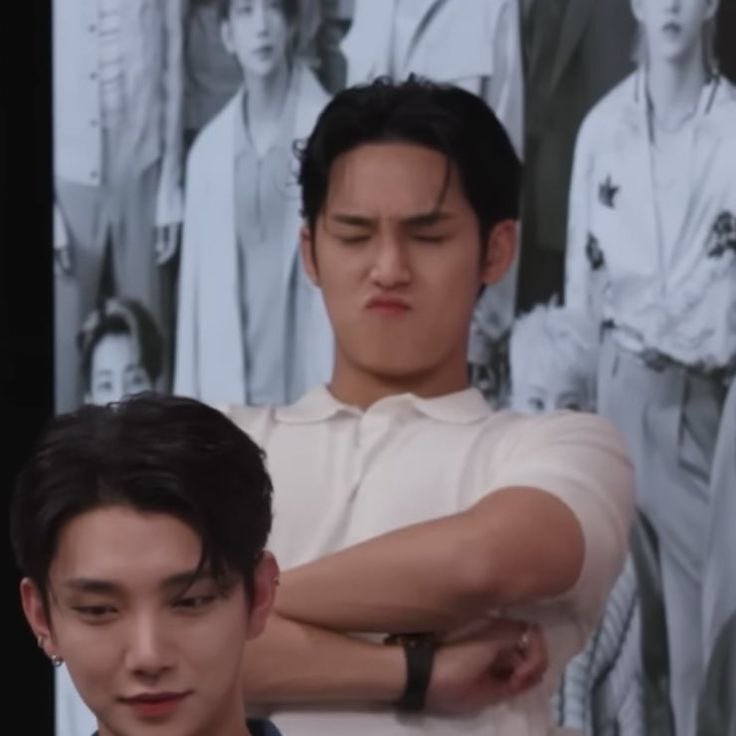 coupofjosh's tweet photo. sulky mingyu = baby mingyu https://t.co/TGrDsR4Sd0