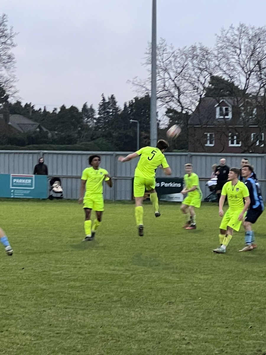 Chris Van Rock tweet media