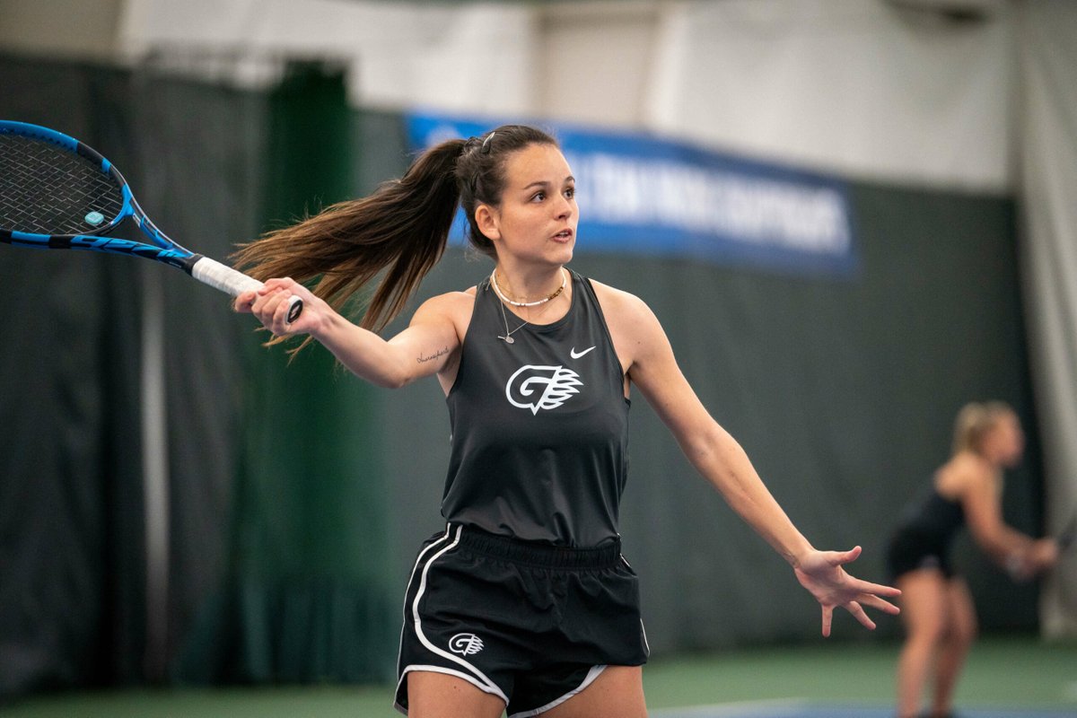 The 2024 @ITA_Tennis NAIA National Men's & Women's Team Indoors are happening this weekend at the Overland Park Racquet Club in KS! 🏆 💡 Our LED Lighting will provide the very best playing conditions. Learn more: hubs.ly/Q02jJ3W40 📲🏆 #ITAIndoors #wearecollegetennis