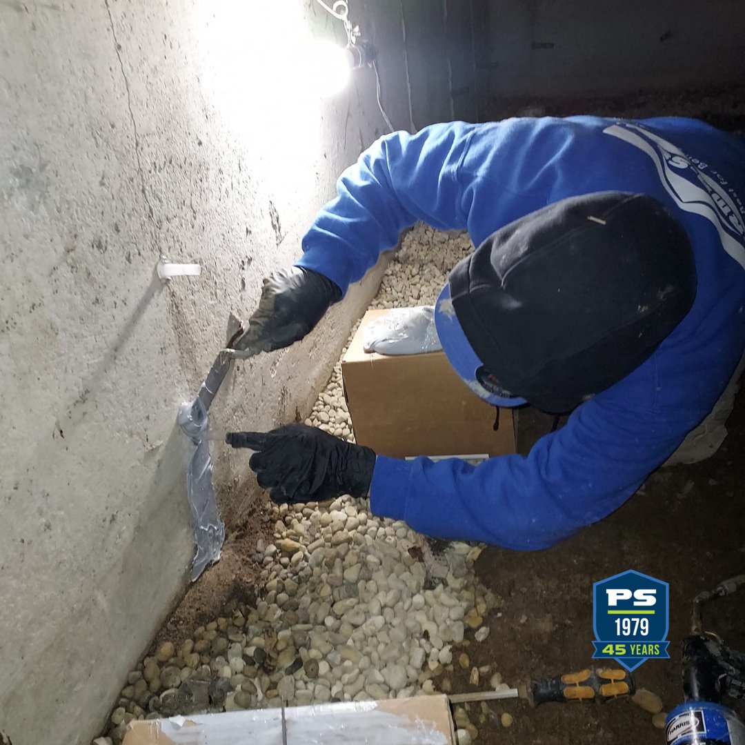 permasealchi's tweet image. Did you know that the winter months are when your foundation is most likely to develop cracks or bowing?

Check your foundation for signs of damage, or have our experts look for you.

#WallCrackRepair #LeakyFoundation #HomeImprovement #45Years #GoPermaSeal #Chicago #Chicagoland