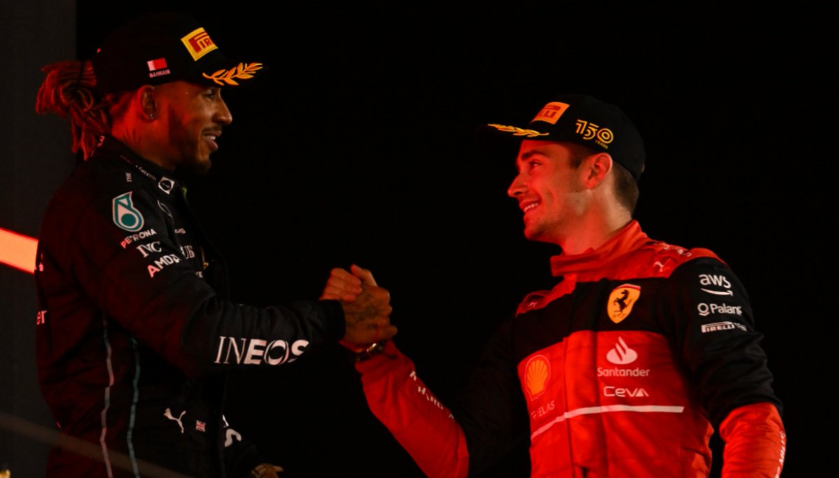 Lewis Hamilton pictures that will make you smile (@smilinglewis44) on Twitter photo 