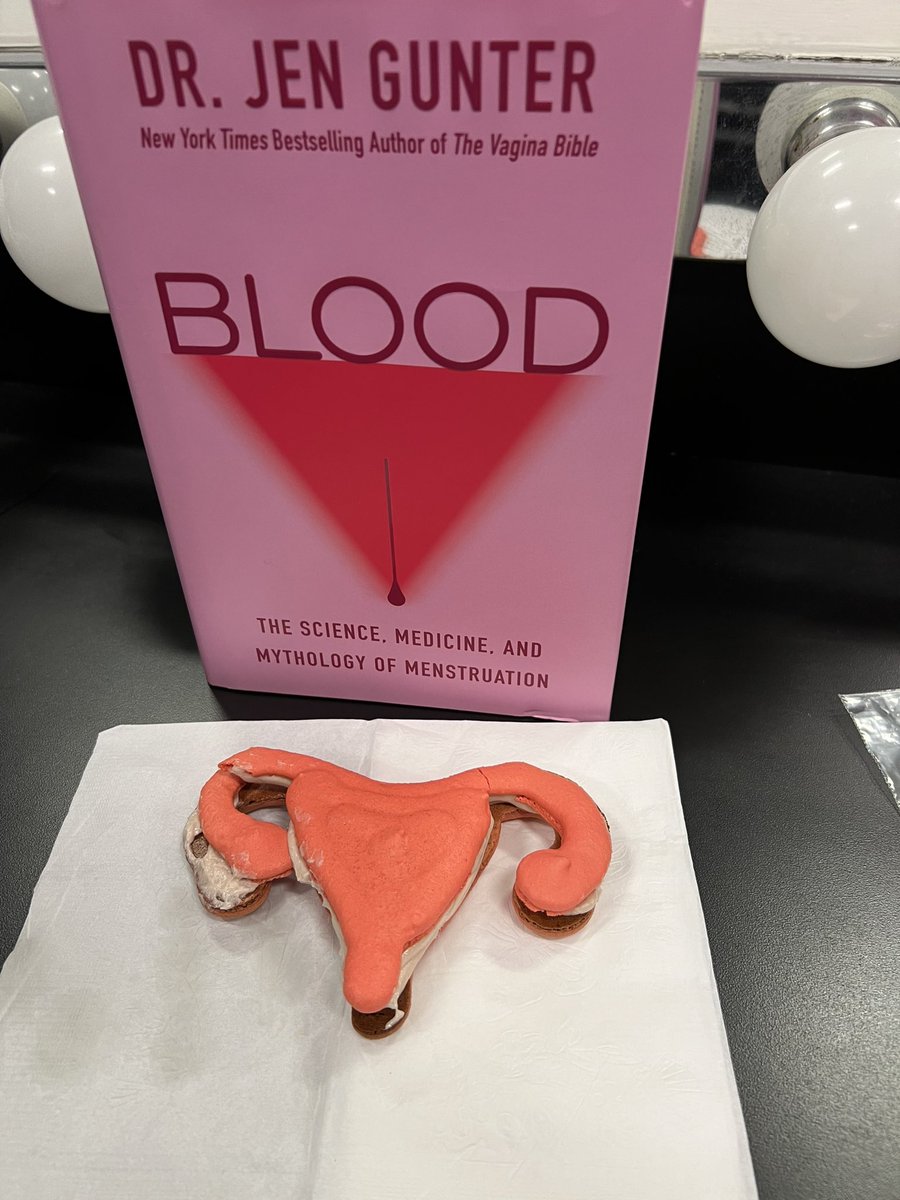 After my event at 92Y an amazing woman presented me with uterus shaped macarons with strawberry jam filling for the endometrium AND gave me her macaron recipe! They were delicious. I wish I had her name to thank her! I was so touched. ❤️