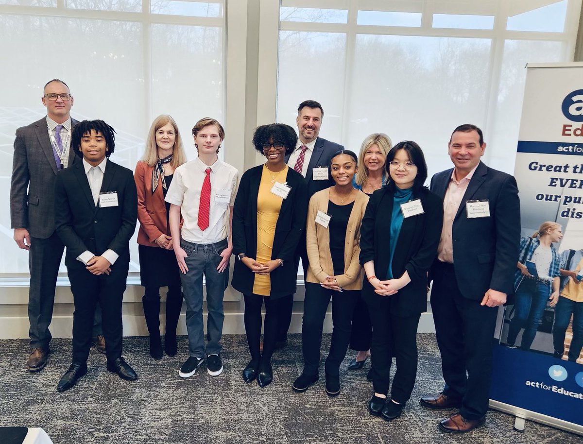 👍 Supt. Aaron Johnson and IHS senior TeJon Tejada attended today’s Monroe County School Boards Association legislative breakfast at Shadow Lake GC. Students &amp; school leaders from <a href="/GreeceCentral/">Greece Central</a>, <a href="/PCSDSchools/">Pittsford Schools</a> <a href="/RCSDNYS/">Rochester City School District</a> &amp; <a href="/WCCSD/">Wheatland-Chili Central School District</a> also attended. A leader for the Black Student Union,