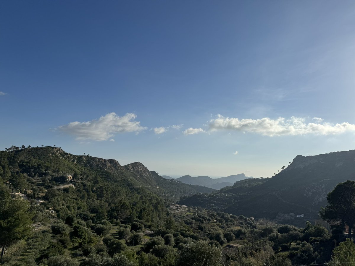 Day 1 walking the GR221 in Majorca with Polar Pom. We had planned on picking up the Welsh coastal path for the 8 days we had available but decided it was too cold in Wales so opted for some sunshine instead. #goodchoices #nature #friendship