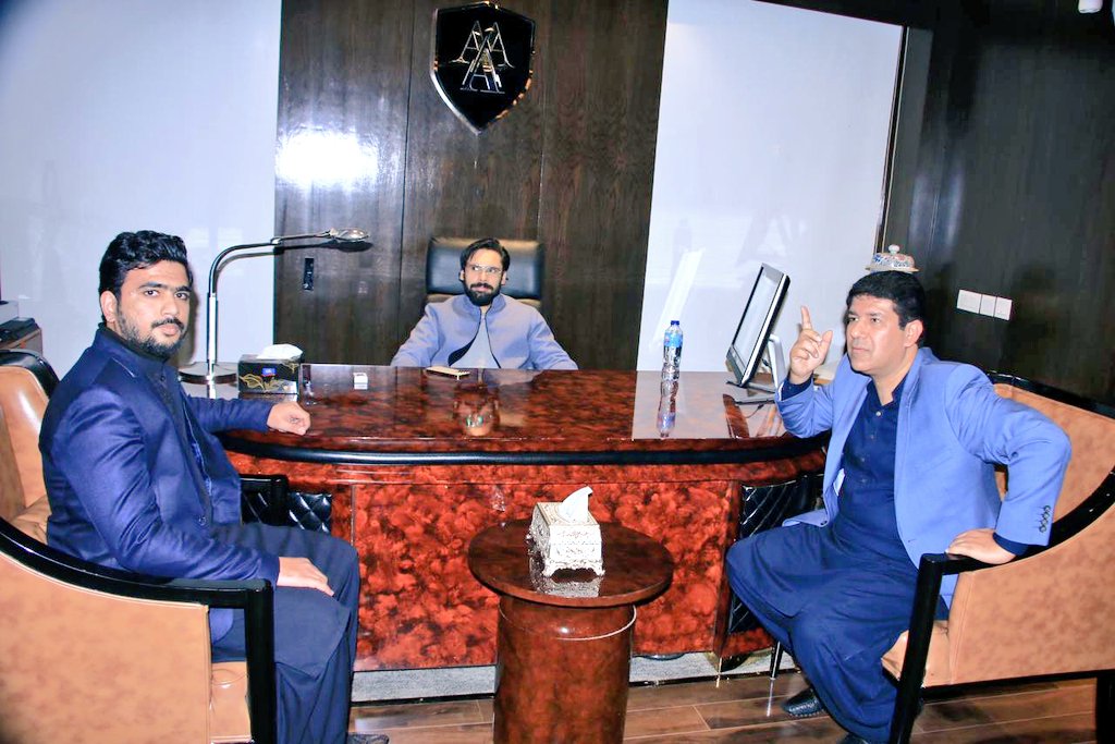 ameer_hamza5661's tweet photo. SPECIAL MEET & GREET WITH
TOP DHA LAHORE REALTORS
BY Mr. ZAROON MASOOD “COUNTRY HEAD BSM DEVELOPER”
HOSTED BY: ESTATE MASTERS & HR ESTATE
#NMC #newmetrocitylahore #NewMetroCity #BSMDevelopers #BSMDevelopersProjects #bsmlahore #BSM #bsmdeveloperslahore #developers #bahriatown https://t.co/gKMjwhVSsx