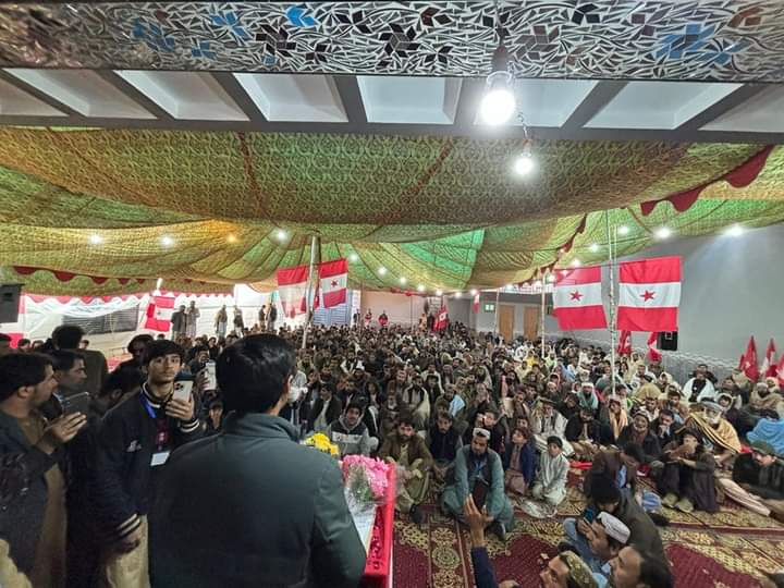 PSOLahore's tweet photo. #PKNAP's Chairman, Khushal Khan Kakar, along with Provincial President Nasur Ullah Zayri and PKNAP candidates Haji Noor Gull Khilji, Malak Jahnzaib Khan Kasai, and Hamd Ullah Khan Barech, addressed a public participation gathering at Haji Noor Muhammad Wardak's residence.
#PSOLHR https://t.co/vEt24ursYP