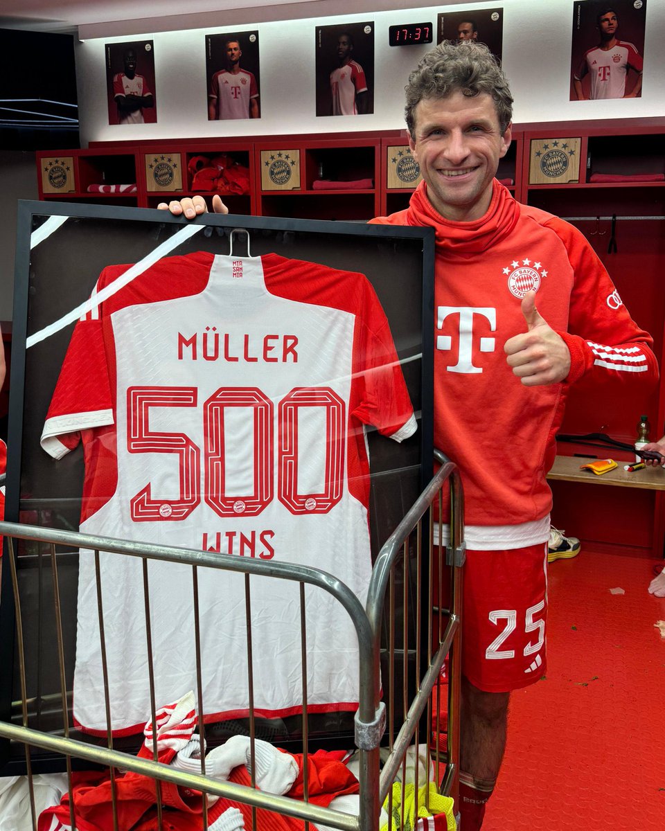 FabrizioRomano's tweet photo. 🔴 It’s now 5️⃣0️⃣0️⃣ wins as FC Bayern player for Thomas Müller. Legendary. https://t.co/beiq16mmA2