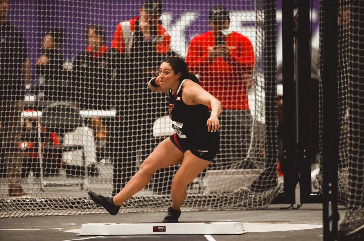 Field Gatlin takes the competition with a throw of 15.90m (52-2) 🫡

McKenzie Davis finishes 3rd at 15.75m (51-8) a new PB 👏