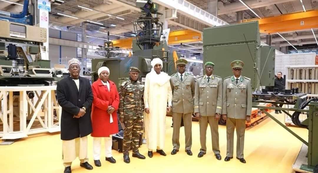 LabatiEros's tweet image. Bravo au CNSP et au gouvernement de la transition nigérienne pour leurs démarches stratégiques👏👏👏✊
Vive l'AES🇳🇪🇲🇱🇧🇫