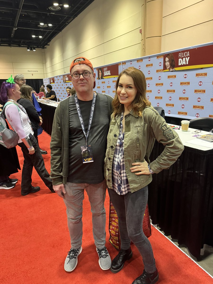 ckconine's tweet photo. After several years I feel somewhat redeemed for the worst pic I ever took. Much love to @feliciaday for easing my shame. Thanks for the book too! https://t.co/bABMGlg8jG