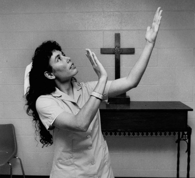 On this date February 3 in 1998, Karla Faye Tucker was executed for the murders of Jerry Dean and Deborah Thornton. Photo: AP. #OTD