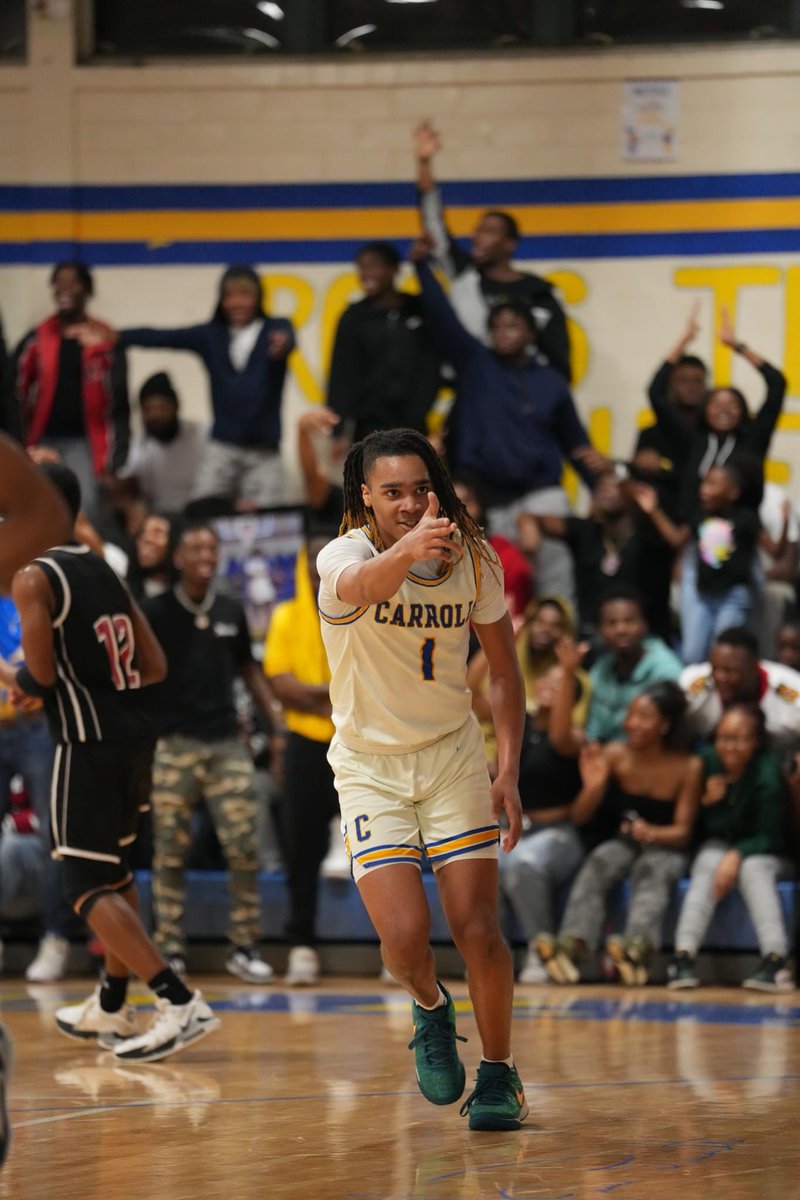 LiteTraffic's tweet photo. Best perimeter defender in the state.  Acknowledge him. @_dub5 https://t.co/kM1q9TXbST