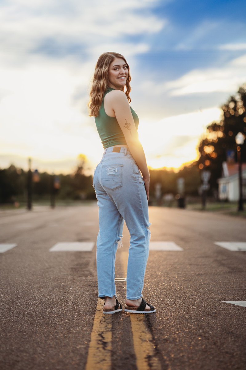 photosbytylerr's tweet photo. Downtown Serenity 🍃🏡
-
Featured in: Charisma (Vol. 73), Looplite (Vol. 28), and Chasing Light (Issue No. 184)
-
Model: Anah Whitson
-
#photograghy #portraitphotography #published https://t.co/pVg0kVQ4UJ