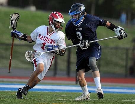 RedHookLacrosse's tweet photo. Daily Pic #offense #gotogoal #36togo #areyouready #raiderpride https://t.co/VuSylYTQBZ