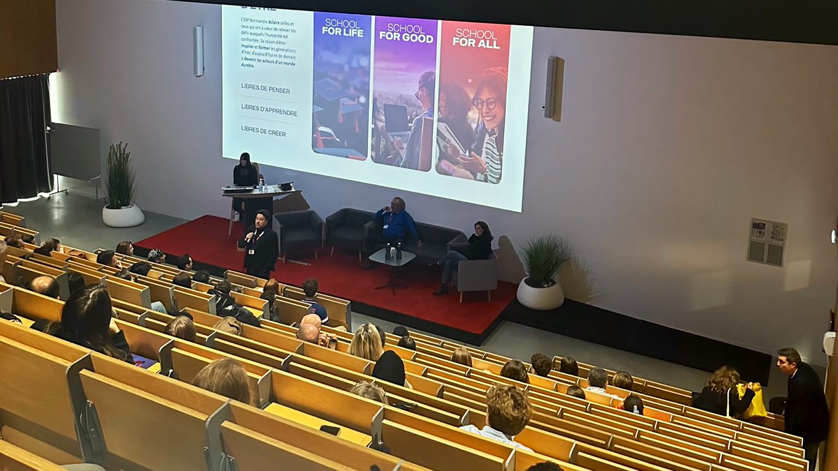 EMNormandie's tweet photo. #JPO_EMN + de 300 visiteurs présents aujourd’hui à Journée Portes-Ouvertes du campus @emnormandie du Havre ! À très vite pour la #Rentrée2024 🙌 + d’infos sur la prochaine JPO du 10/02 à Caen 👉 https://t.co/TwysvfmDbu https://t.co/kWyQ02ZT0b