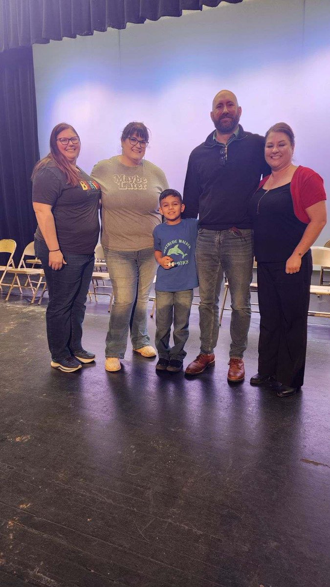 457DeLoach's tweet photo. Finney County has a Spelling Bee Champion and he’s a GW Dolphin!  Congratulations to Michael Rodriguez, his family and all of our students who competed. We are all very proud! @USD457 @GWdolphins https://t.co/ocxOQ6NKwq